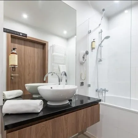 Oxygen Wronia - Browary Warszawskie - P&O Serviced Apartments Warschau Exterior foto